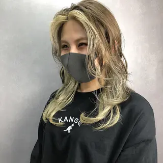 セミロング 一ノ瀬 暁のヘアスタイル