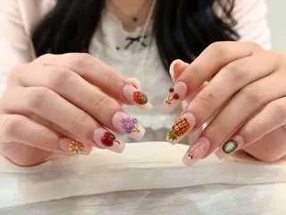 ネイル REI 池袋のネイルデザイン