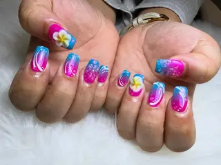 ネイル Li'leaNail AINAのネイルデザイン