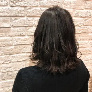 ミディアム 反橋 聖のヘアスタイル