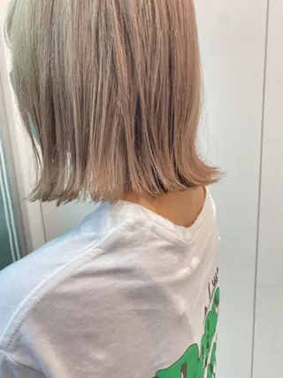 ショート カラー センターパート特化 井上健太のヘアスタイル