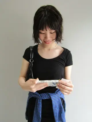ショート パーマ サノ アオイのヘアスタイル