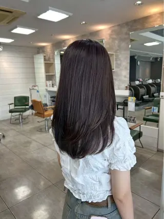 セミロング カラー 西岡 英菜のヘアスタイル