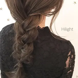 ロング カラー 市川 千夏のヘアスタイル