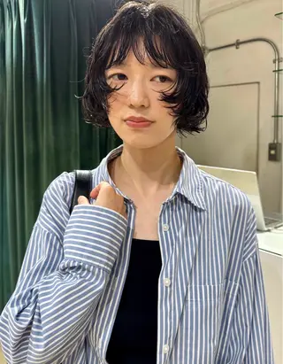 ショート パーマ 村岡 桃果のヘアスタイル