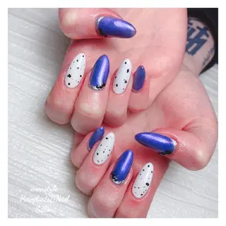 ミディアム ネイル 🐾enen style 🐾のネイルデザイン