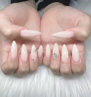 ネイル Lee Nails チップ長さだし専門店のネイルデザイン