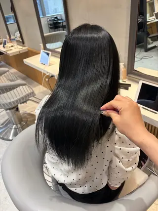 セミロング カラー ヘアセット/レイヤー 赤み消し/はるかのヘアスタイル