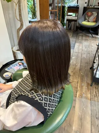 カラー 見澤 優音のヘアスタイル
