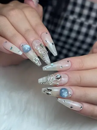ネイル Lisa Nail Salonのネイルデザイン