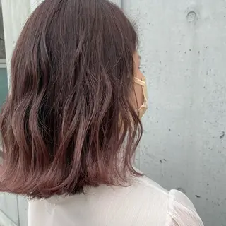 ミディアム 栗原 志穂のヘアスタイル