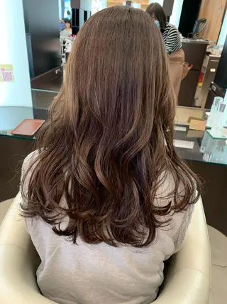 ロング Aya/四条烏丸/ 酸性ストレートのヘアスタイル