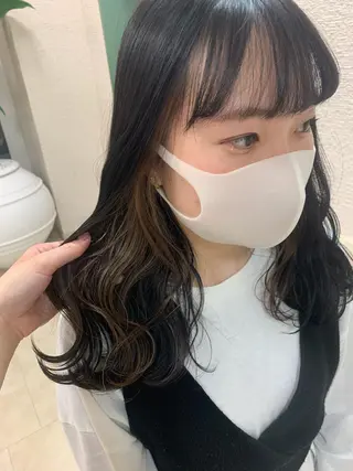 セミロング カラー 暖色/ブリーチカラー 🎀 M i k uのヘアスタイル