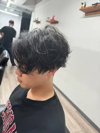 パーマ メンズ 阿部 泰博のヘアスタイル