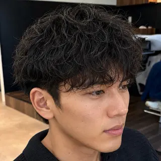 パーマ メンズ 男の理想を叶える🔥 メンズパーマ特化｜関のヘアスタイル