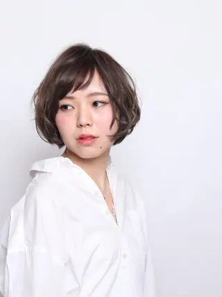 ショート カラー ショート ボブ✂︎ 髙梨 遥のヘアスタイル