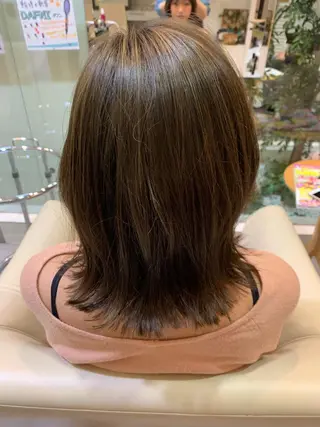 ミディアム カラー 金村 綾芽のヘアスタイル