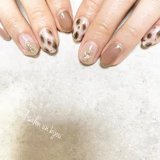 ネイル un bijouのネイルデザイン