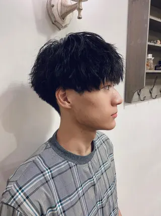ショート パーマ メンズ THREE byKEEPのヘアスタイル