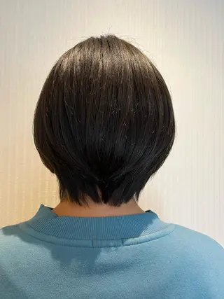 ショート LiTA長嶺 小佐井悠未のヘアスタイル