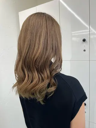 セミロング カラー 🫧‪Ameri🫧 Emma ecoleのヘアスタイル