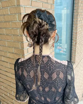 セミロング ヘアアレンジ ピンク系カラー💗 ヘアセット特化のヘアスタイル