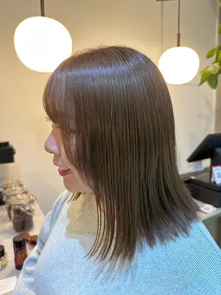 ミディアム カラー Shiro RENのヘアスタイル