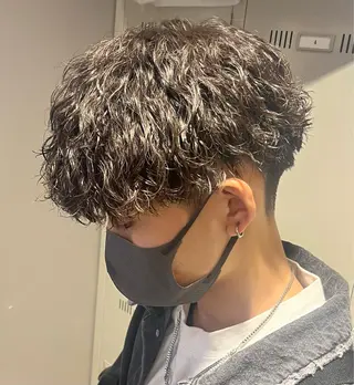 ミディアム パーマ メンズ 横浜駅メンズパーマ師 🌀岩﨑弘成🌀のヘアスタイル