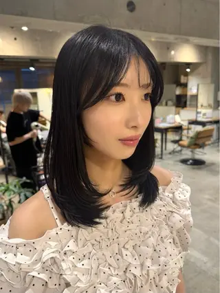 ミディアム カラー ヘアアレンジ 🤍himari🤍 レイヤー×艶髪特化のヘアスタイル