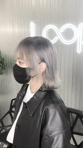 ショート カラー LOOP hairのヘアスタイル