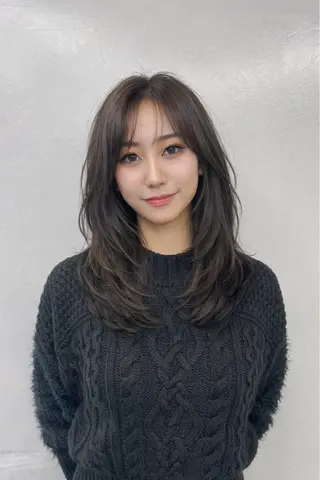 ミディアム カラー ワンホンレイヤー エクステづまのヘアスタイル
