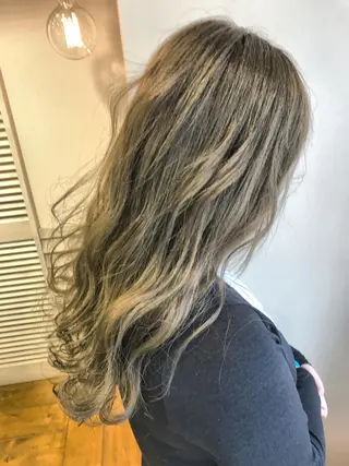 ロング カラー TAKAHASHI LEAPSのヘアスタイル