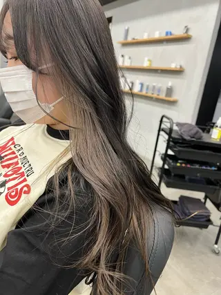 ロング 亀田 泰生のヘアスタイル