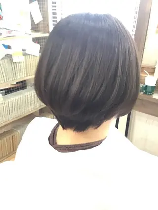 ショート カラー 酸性ストレート/艶髪 ブリーチ/AIRIのヘアスタイル