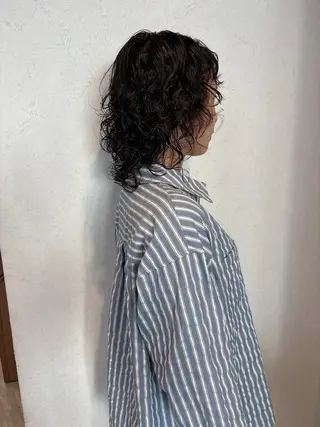 ミディアム 安藤 ひなたのヘアスタイル