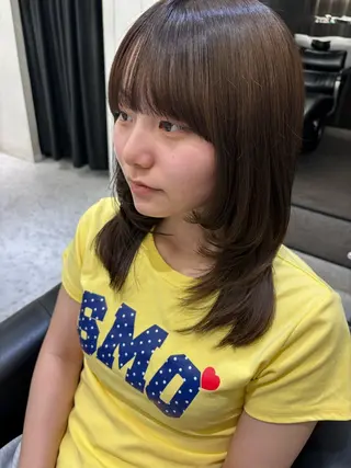 ミディアム 山田 ひかりのヘアスタイル
