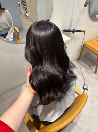 セミロング カラー roka ʜᴀʀᴜᴋᴀのヘアスタイル