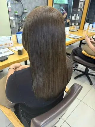 ロング カラー 平野 凛のヘアスタイル