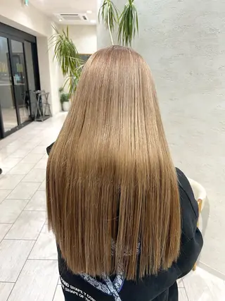 ロング 髪質改善カラー /レイヤーカットのヘアスタイル