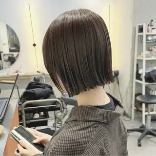 ミディアム ユウミ/大阪梅田/ グレージュカラーのヘアスタイル