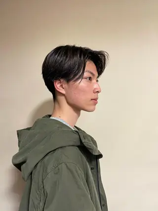 ショート カラー メンズ 浅岡 昭汰のヘアスタイル
