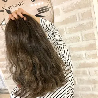 セミロング カラー Aujua ソムリエ 勝又舞夏のヘアスタイル