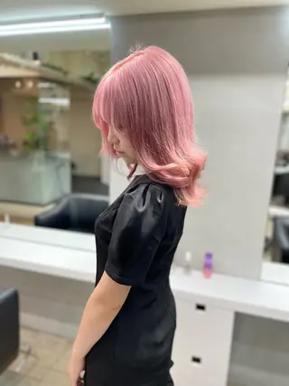 カラー yasuハイトーン/ デザインカラーのヘアスタイル