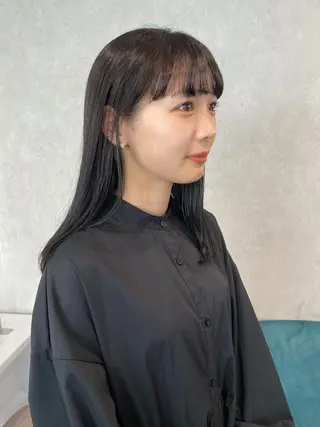 セミロング カラー ナチュラル透明感🌱 小山美樹子のヘアスタイル