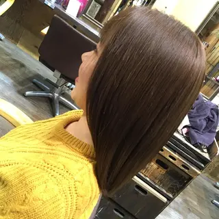 カラー IwAsh大和駅前店 河野亜里香のヘアスタイル