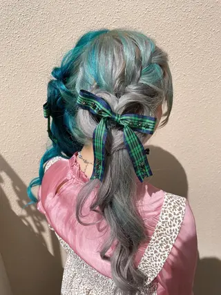 セミロング ヘアアレンジ ヘアセット🎀耳つぼ 👂💎MONAMIのヘアスタイル