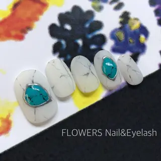 ネイル T. Ayakoのネイルデザイン