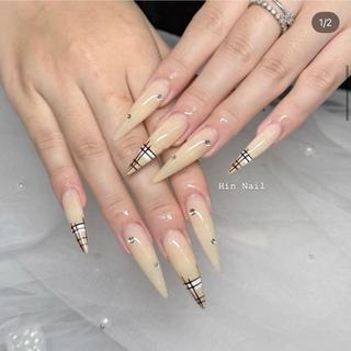 ネイル HIN NAILのネイルデザイン