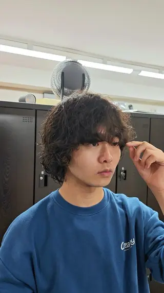 ミディアム パーマ メンズ 怪我の為1ヶ月程 お休みします🙇のヘアスタイル