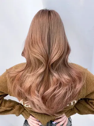 カラー セミロング ITbyALBUM 浦和店のヘアスタイル
